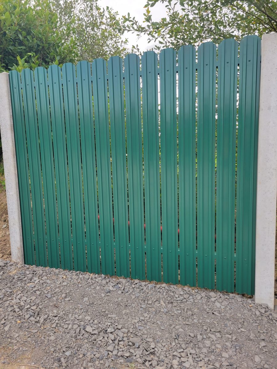 Easy Fence, Metal Fence Panels, Pine Green